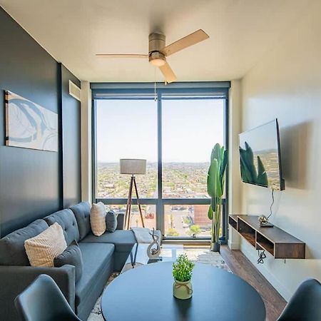 フェニックスDetailed 2Bd, Highrise Dt, Pool, Gym, Parking, Sleeps 8アパートメント エクステリア 写真