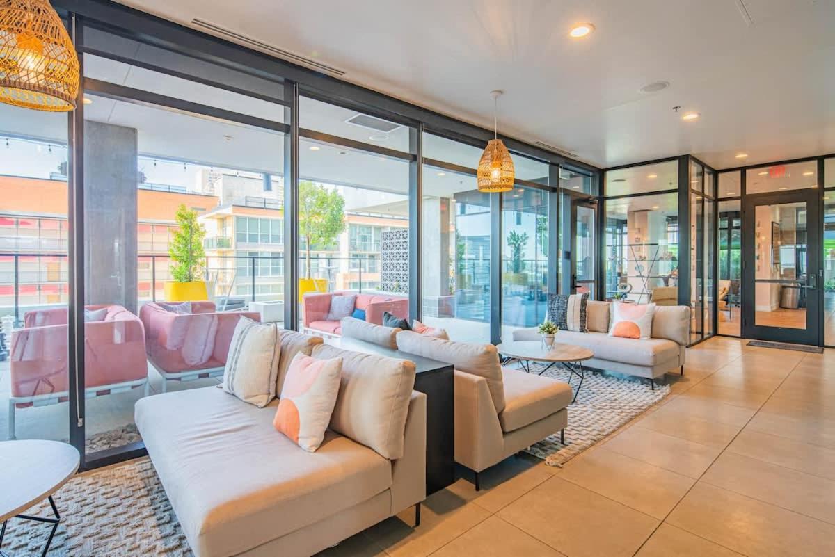 フェニックスDetailed 2Bd, Highrise Dt, Pool, Gym, Parking, Sleeps 8アパートメント エクステリア 写真
