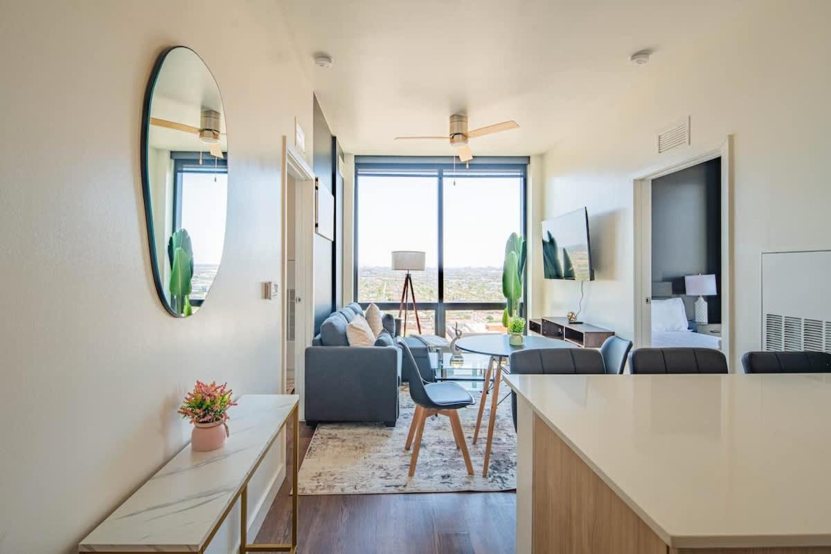 フェニックスDetailed 2Bd, Highrise Dt, Pool, Gym, Parking, Sleeps 8アパートメント エクステリア 写真