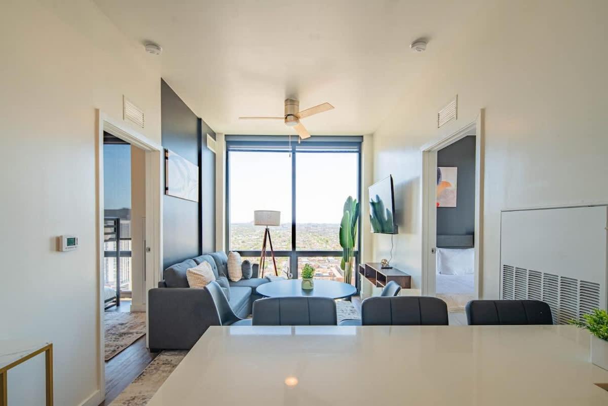 フェニックスDetailed 2Bd, Highrise Dt, Pool, Gym, Parking, Sleeps 8アパートメント エクステリア 写真
