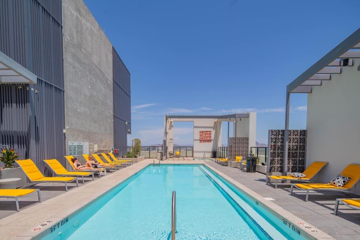 フェニックスDetailed 2Bd, Highrise Dt, Pool, Gym, Parking, Sleeps 8アパートメント エクステリア 写真