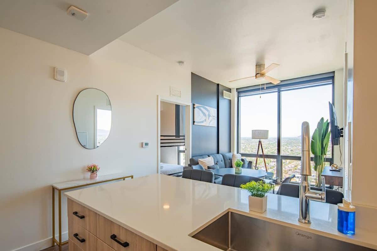 フェニックスDetailed 2Bd, Highrise Dt, Pool, Gym, Parking, Sleeps 8アパートメント エクステリア 写真