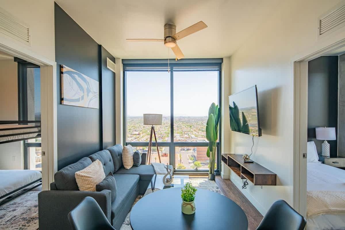 フェニックスDetailed 2Bd, Highrise Dt, Pool, Gym, Parking, Sleeps 8アパートメント エクステリア 写真